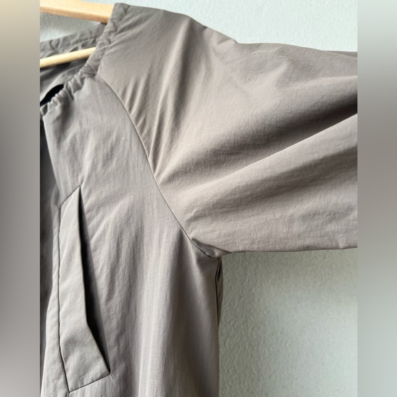 COS | Belted Midi Nylon Jacket - Picture 10 of 16